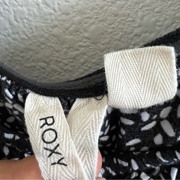 Roxy Black and White Boho Feminine Casual Dress Sweetheart Neckline Small - Picture 4 of 7
